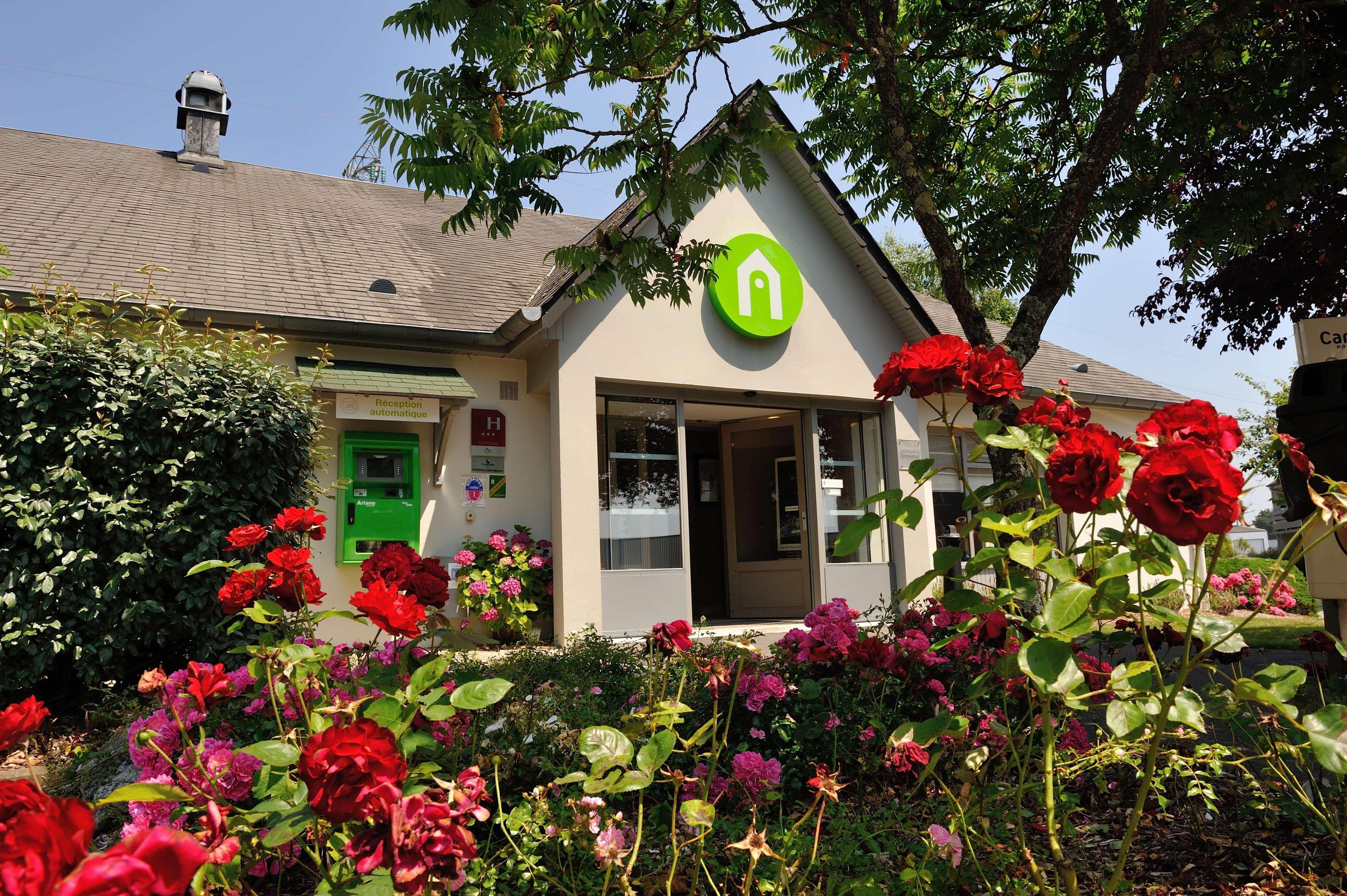 Campanile Vannes Hotel Exterior photo